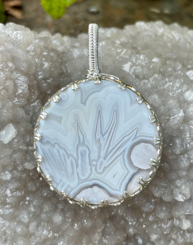 Beautiful One of a Kind White Plume Agate Pendant in Sterling Silver. 