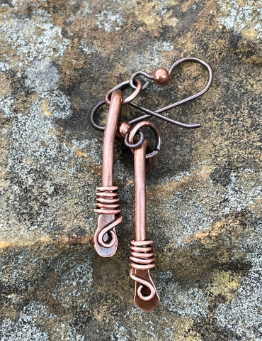 Hammered Copper Earrings with Copper Swirls on Niobium Ear Wires. 