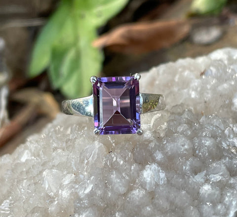 Sterling Silver (.925) Faceted Amethyst Ring.  Size 8. 