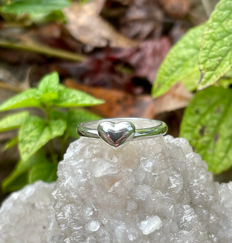 Sterling Silver Heart Ring - size 8.